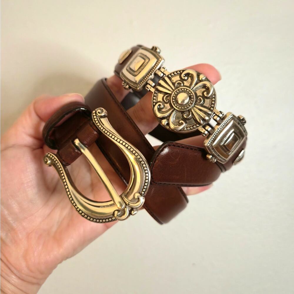 Heritage Fossil Leather Belt Silver Tone Concho Medallion Medium Brown Silver